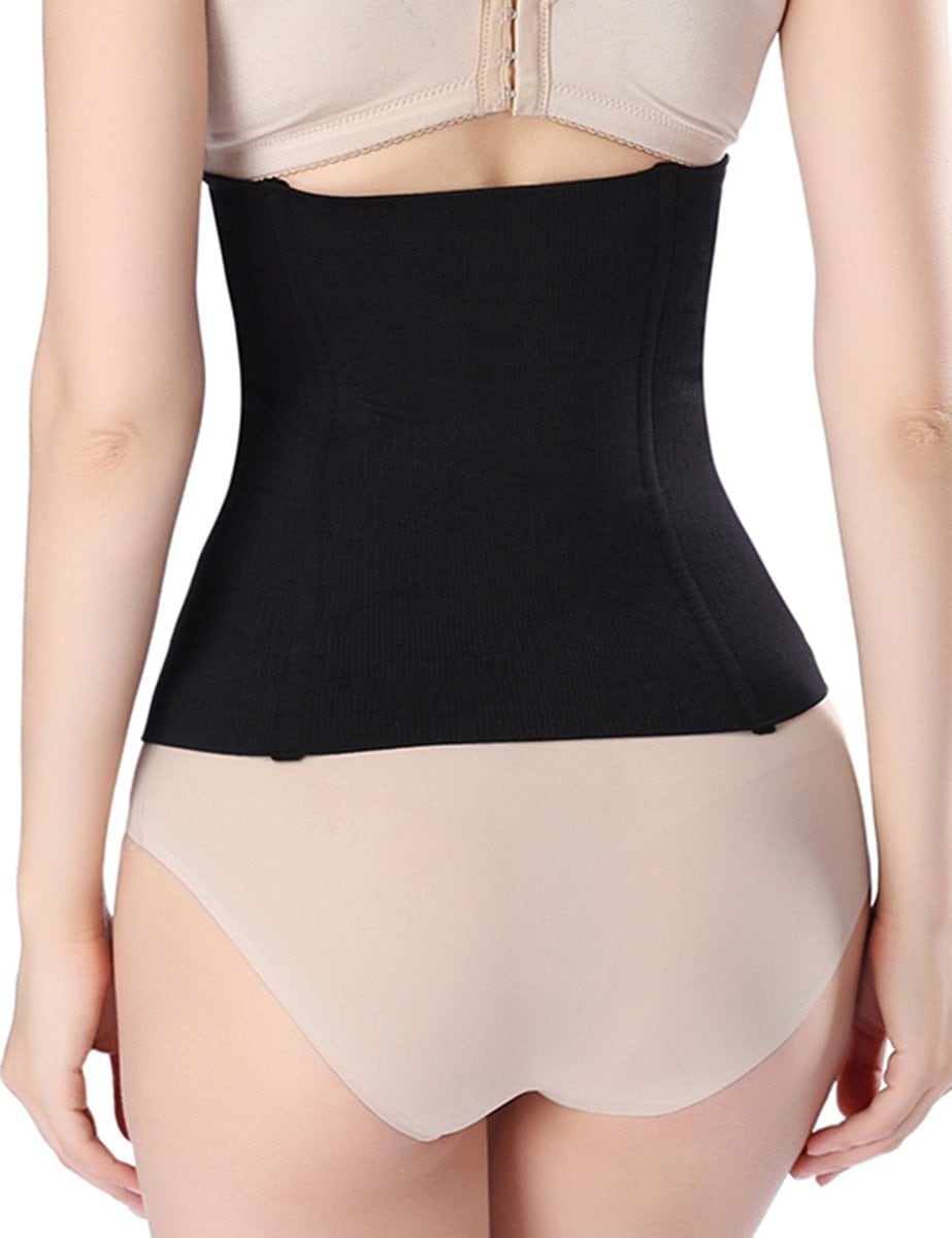 Shapewear för mage och midja på kvinna
